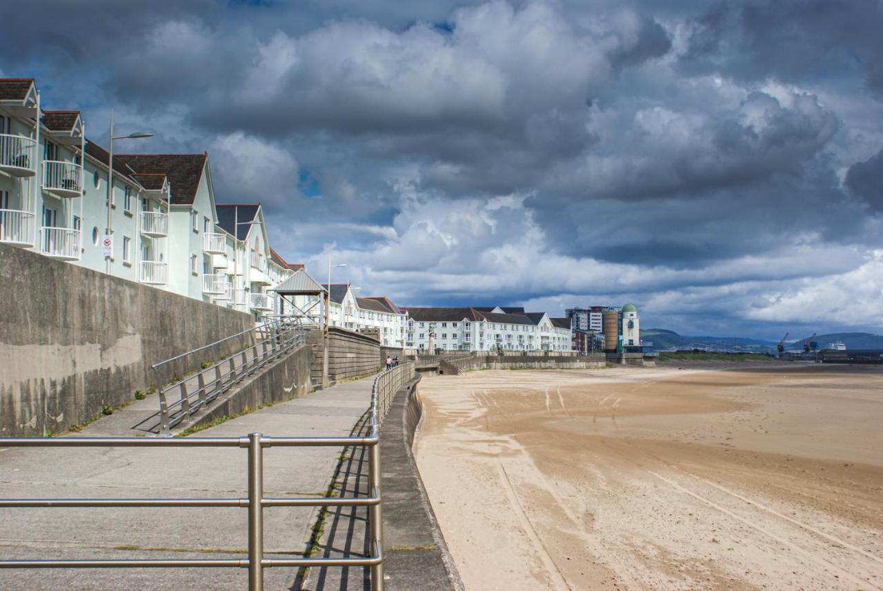 Coastal City Rooms - Waterfront Swansea Bagian luar foto