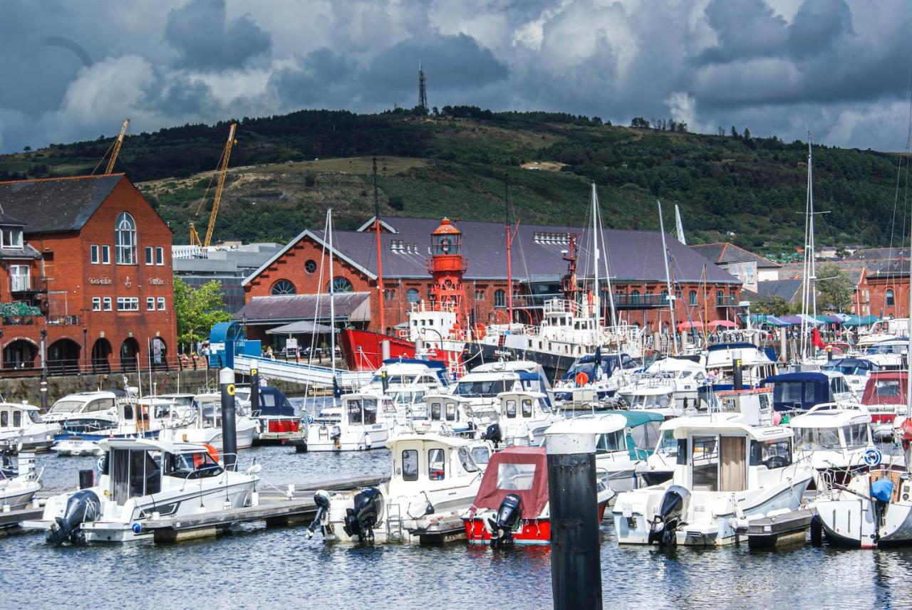 Coastal City Rooms - Waterfront Swansea Bagian luar foto