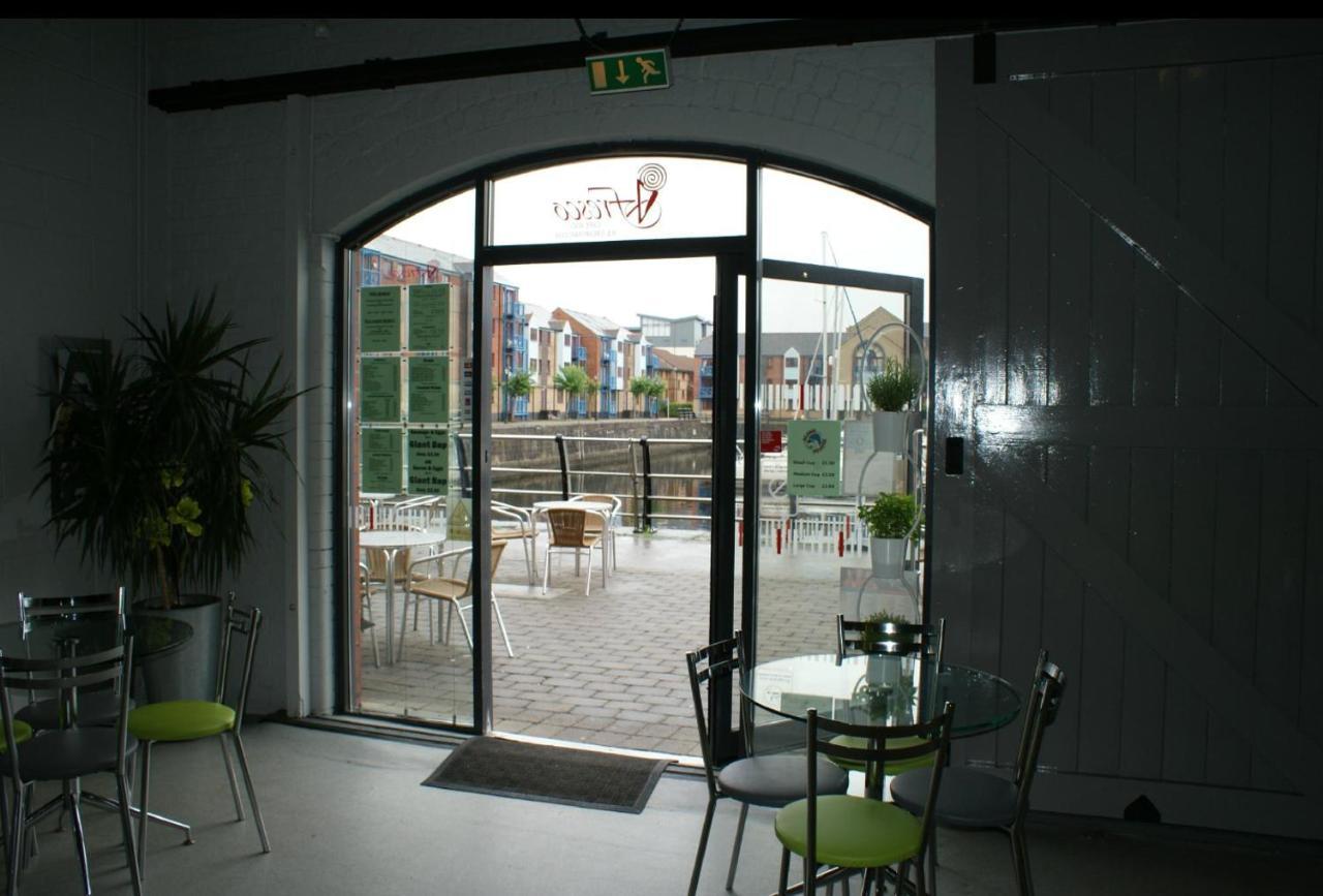 Coastal City Rooms - Waterfront Swansea Bagian luar foto