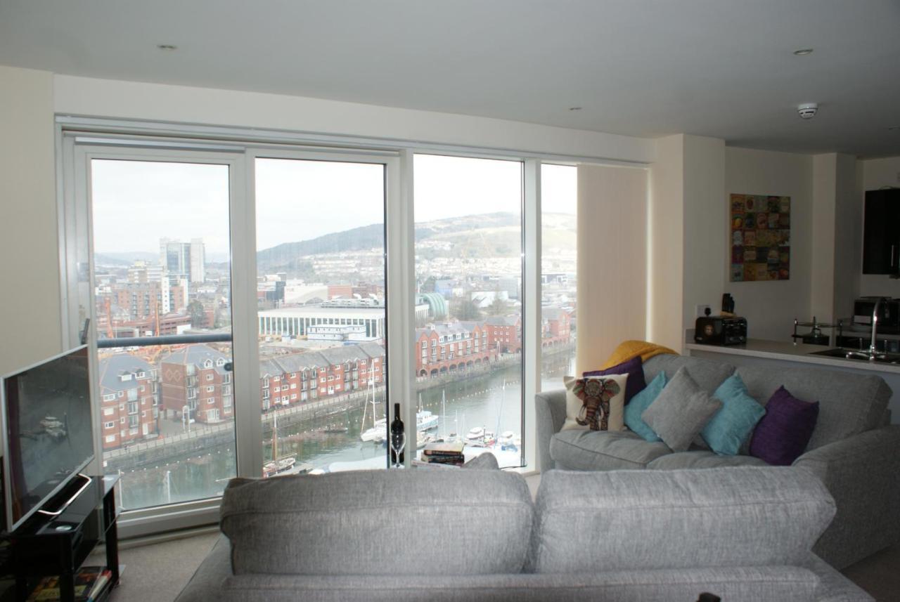 Coastal City Rooms - Waterfront Swansea Bagian luar foto